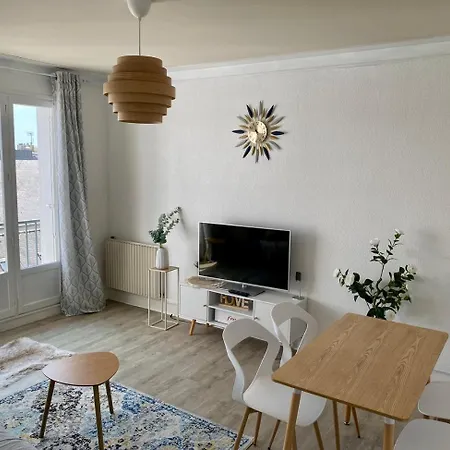 L'escale Colombe, A Apartmán